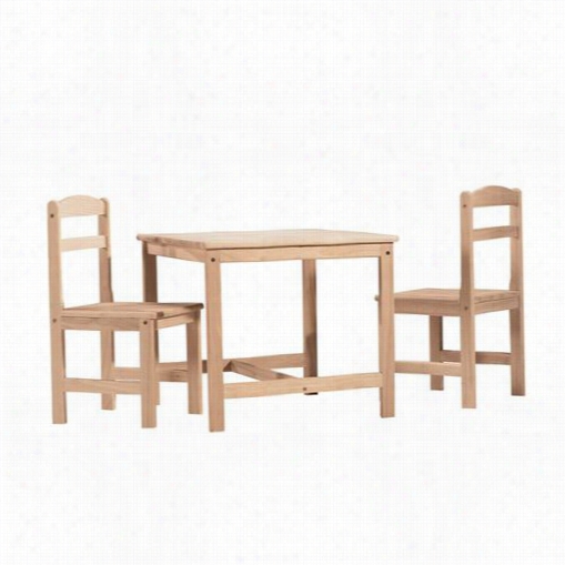 International Concepts 2027 Juvenile 3 Piece Table Set