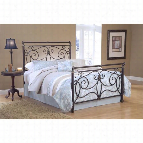 Hillsdale Furnoturd 1643-500 Brady Queen Bed Set - Rails Not Included