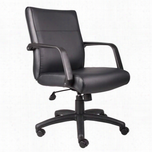 Boss Charge Products B686 Middle Back Executive Chair In Leatherplus