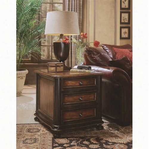 Hooker Furniturs 864-80-149 Preston Ridge Chairide Chest