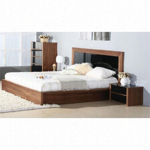 Beverly Hills Furniture Stark-q-bed Tark Uqeen Platform Bed In Walnut