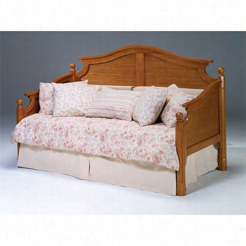 Bernards 2020 Pine Americana Daybed