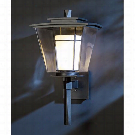 Hubbardton Forge 304820d Beacon Hall 23-2/5"&uqot;h 1 Light Wall Sconce Outdoor