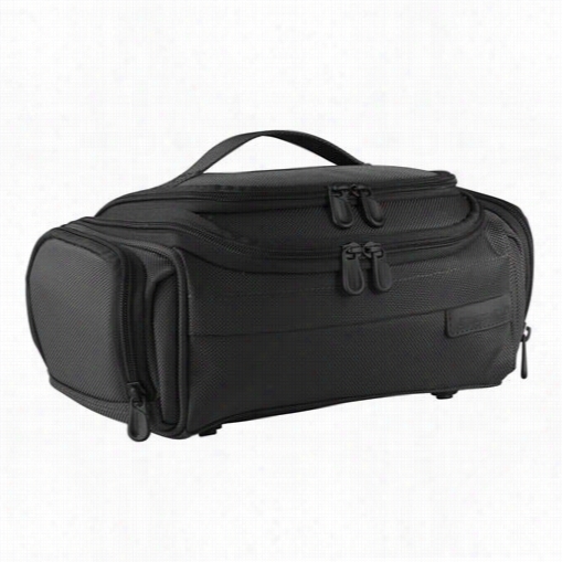 Briggs & Riley 114bk Baseline Luggafe Executive Toiletry Kit In Black