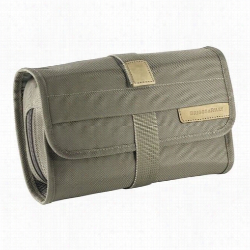 Briggs & Riley 118ol Baseline Compact Toiletry Kkt In Olive