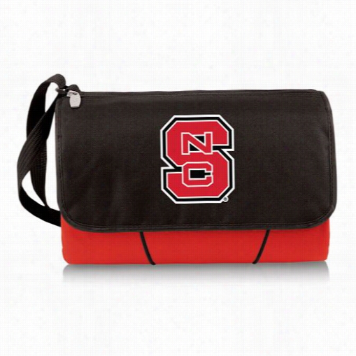 Picnic Time 820-00 North Carolina State Wofpack Digital Mark Blanket Tote