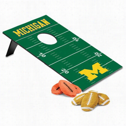 Picnic Time 769-00-901-344-0 University Of Michigan Wolverines Bean Bag Throw