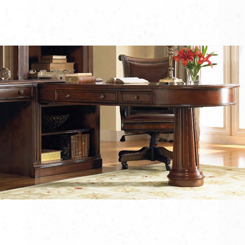 Hooker European Renaissance Peninsula Desk