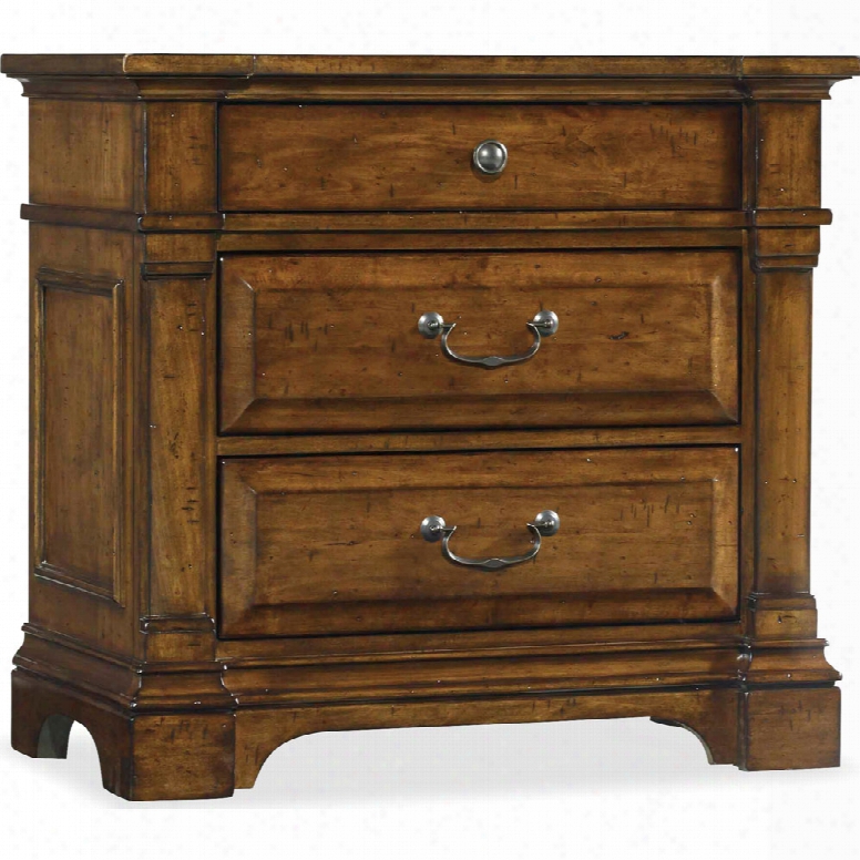 Hooker Tynecastle Three-drawer Nightstand