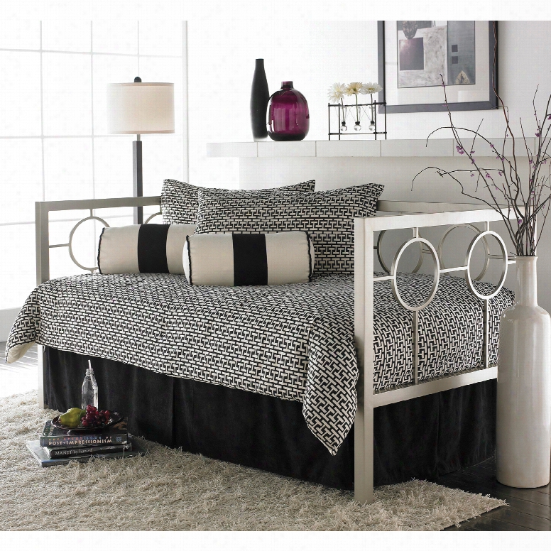 Fashion Bed Group  Astoria Daybed With Free Mattress
