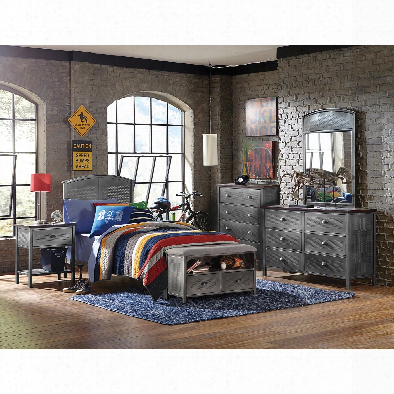 Hillsdale Furniture Urban Quarters 5-piece Panel Bedroom Set With Footboard Bench