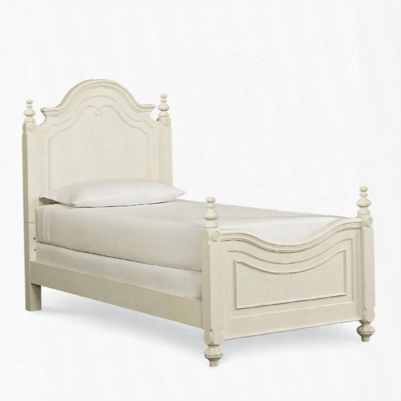 Leagcy Classic Kids Charlotte Twin Low Poster Bed