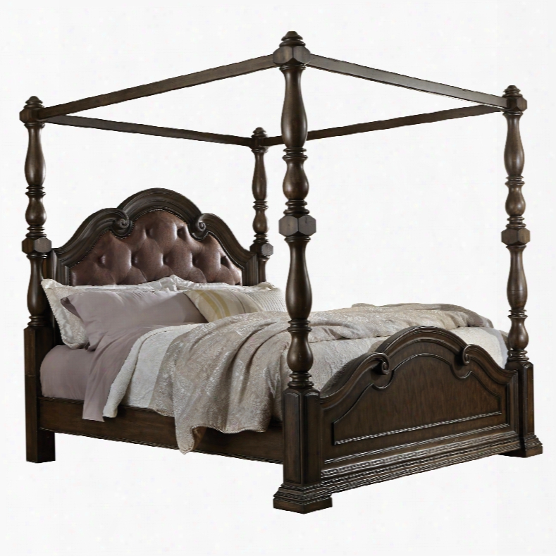 Pulaski Cortina Queen Poster Bed