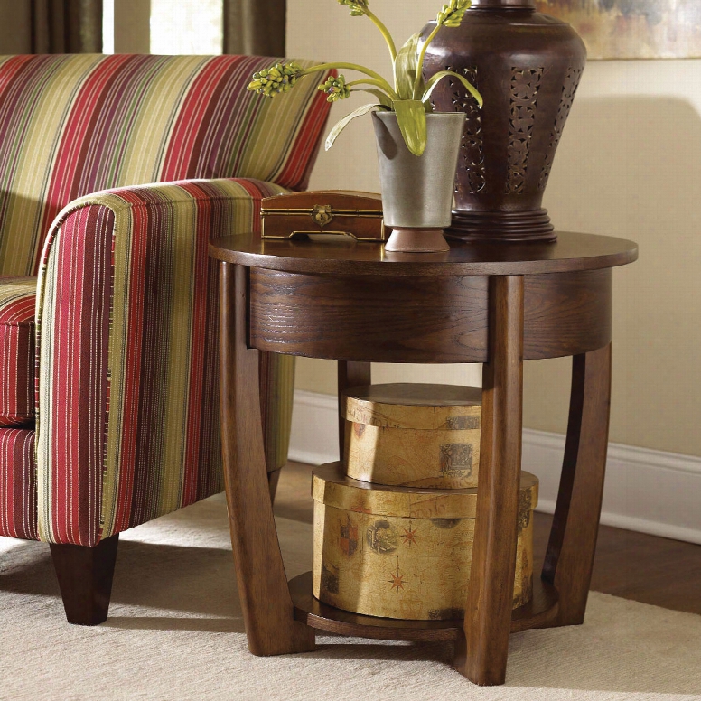 Haammary Concierge Round End Table