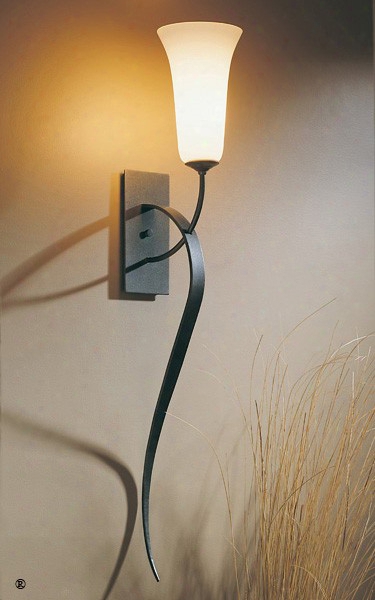 Hubbardton Forge Sweeping Taper Energy Star Fluorescent 1-light Sconce