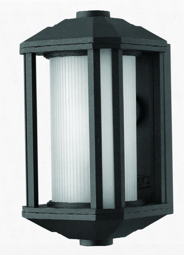 Hinkley Lighting Castelle 1-light Outdoor Lantern In Black