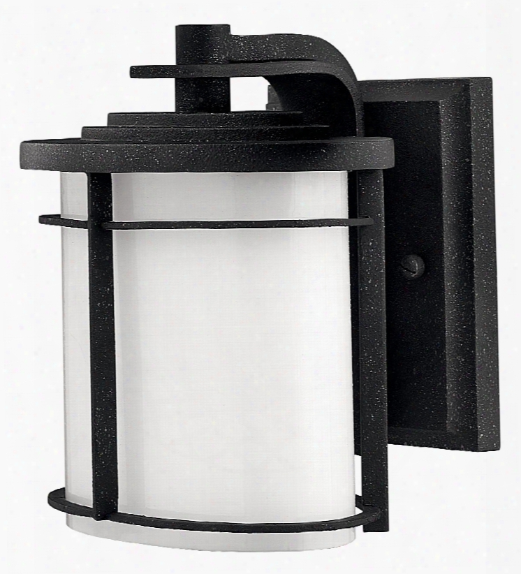 Hinkley Lighting Ledgewood 1-light Outdoor Lantern