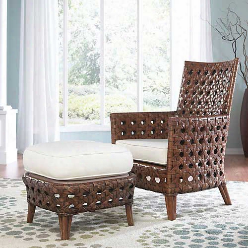 Pelican Reef Nassau Full Frame Wicker Lounge Chair With Cushion