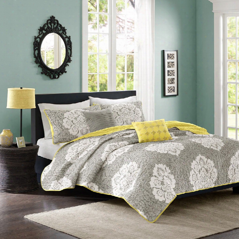 Intelligent Design Tanya Coverlet Set In Grey