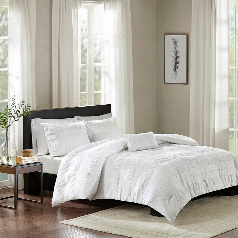 Madison Park Nicolette 4 Piece Cotton Seersucker Comforter Set In White