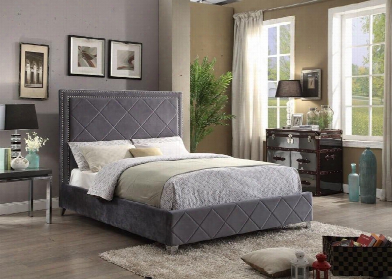 Hampton Hampton Grey-k Kking Size Bed With Chromeo Naiheads Quilted Design And Full Slats In Grey