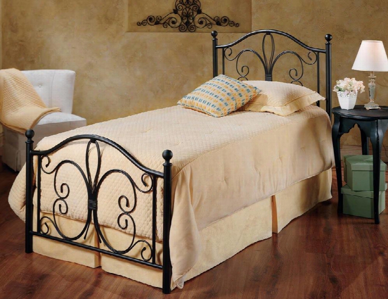 1014btwr Milwaukee Twin Bed With Rails Metal Tear Drop Center Wire Motif And Flowing "c" Scrolls In Antique