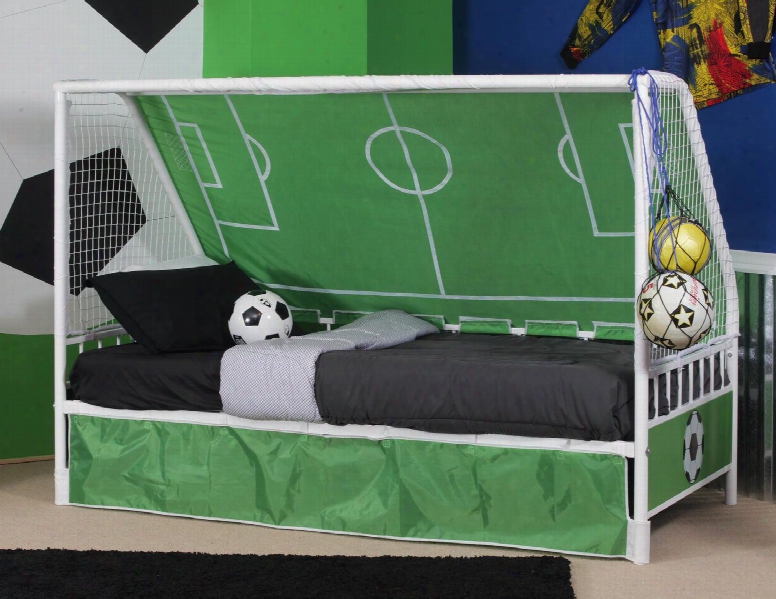 Goal Keeper Collection 14y2015 79" Daybed With Goal Post Frame Mesh Net And Polyester Fabric Soccer Field Print In