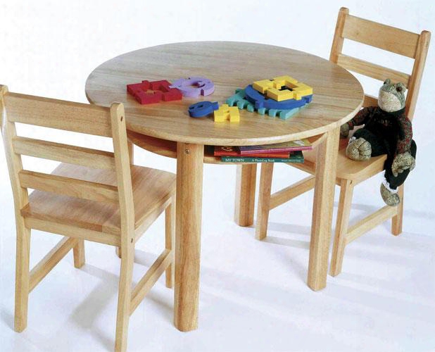 524 Lipper Child's Round Table With Shelf And 2 Chairs In Natural