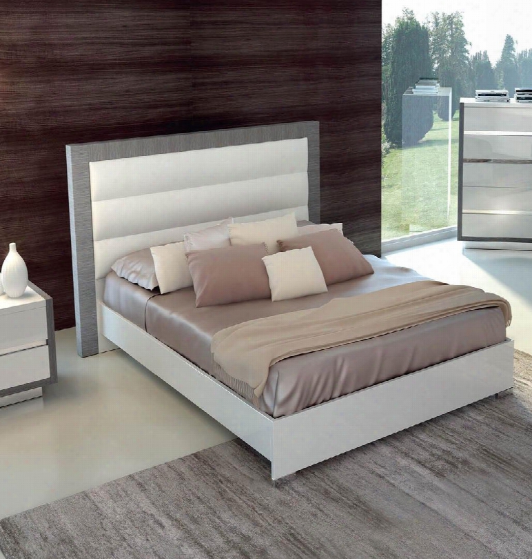 Mangano Collection I11554 King Size Anel Bed With Low Profile Chrome Legs Made In Italy And High Gloss Veneers In White