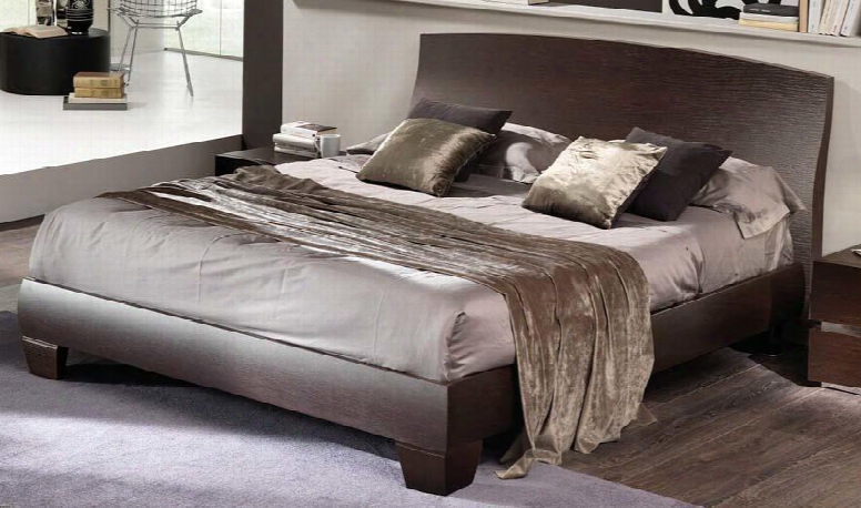 Twiwt Collection I17775 82" King Size Bed In