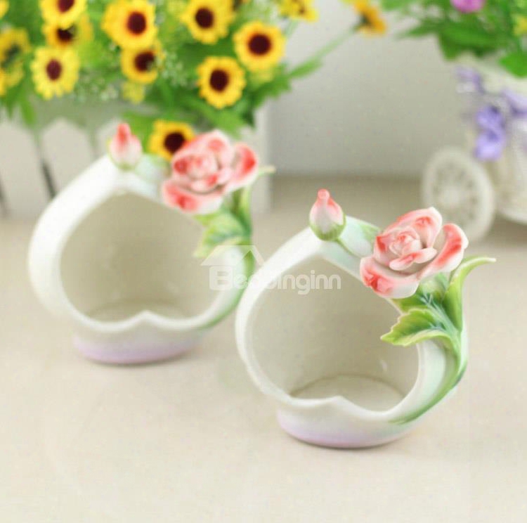 New Arrival Beautiful White Color Rose Design Ceramic Candle Holder