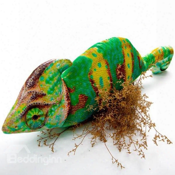 Amazing Lifelike Chameleon Shape Design Throw Pillow