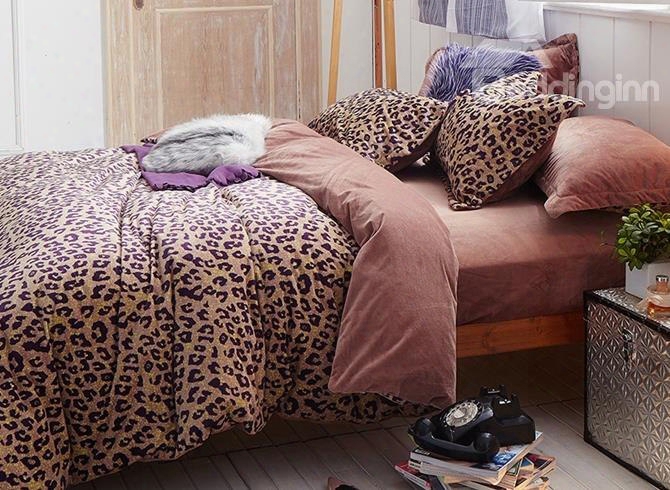 Sexy Leopard Print 4-piece Cotton And Flannel Duvet Cover Sets