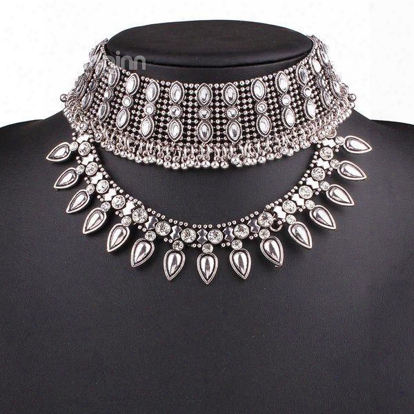 Shinning Diamante Stone Simple Design Choker Necklace