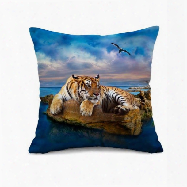 Lifelike Tiger And Blue Ocean Print Throw Pillow Case