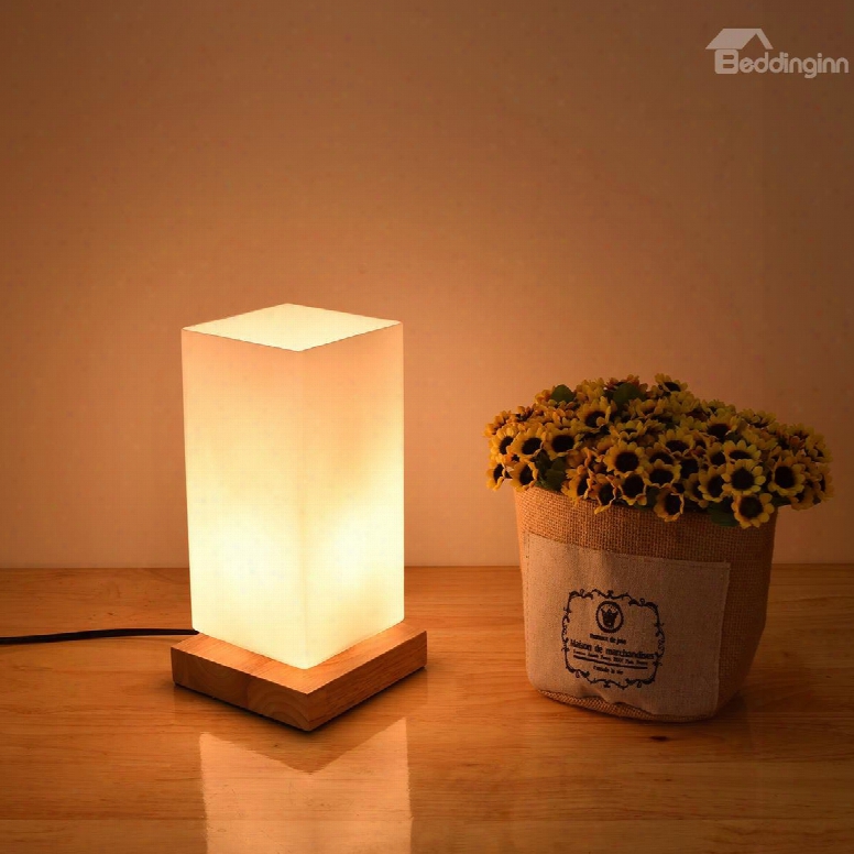 White Rectangle Cube 1 Light Source Table Lamp