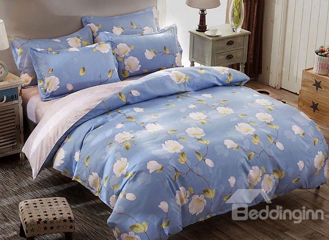 White Mangnolia Printed Polyester 4-piece Light Blue Bedding Sets/duvet Covers
