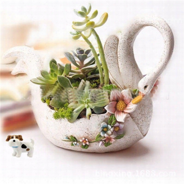 Elegant And Creative White Swan Shape Resin Succulent Pots