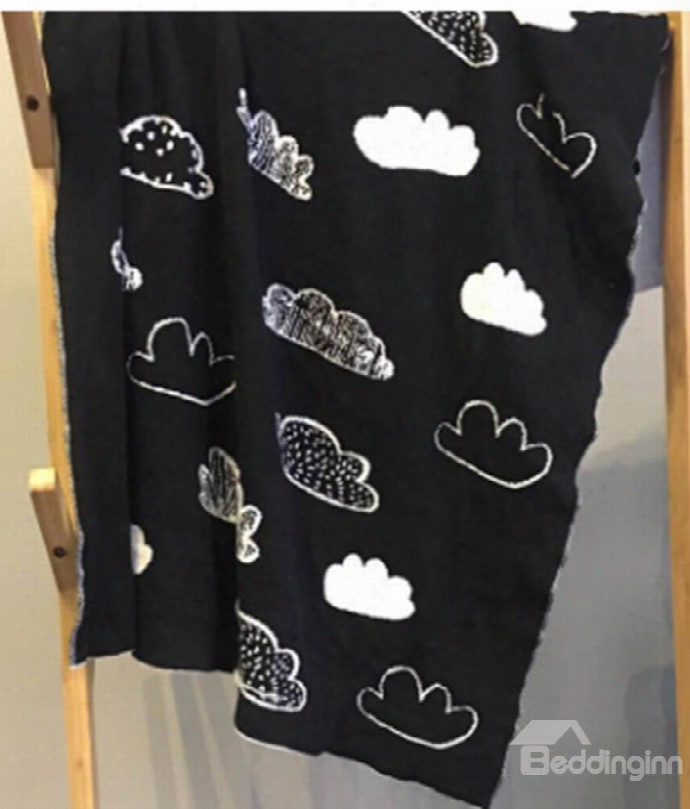 White Clouds Pattern Wool Nordic Style Black Baby Blanket
