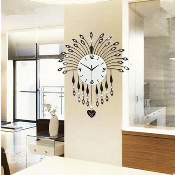 Elegant Fashion Design With Artificial Diamond Decoration Pendulum Mute Wall Clock