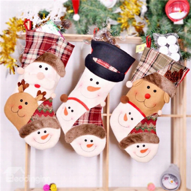 Matching Classic Non-woven Fabric And Wool White Christmas Stocking