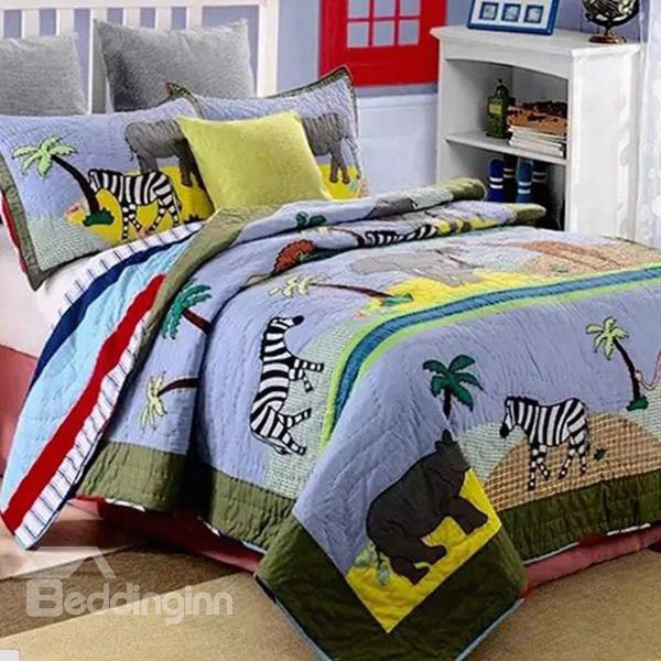 Unique Bear And Zebra Applique Lightweight Quilt And Pillowcase