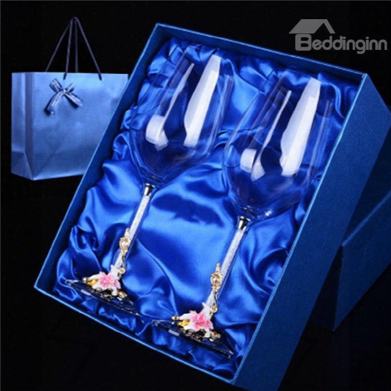 Elegant And Modern Style Flowers Pattern Winee Glasses 1-pair Wedding Gift