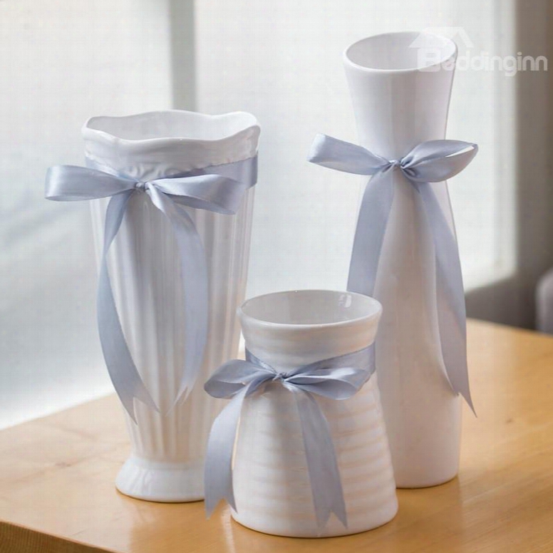 White Ceramic With Bowknot Decoration 1 Piece Flower Vase