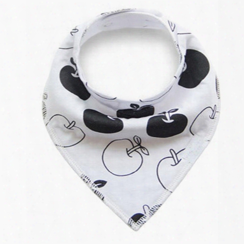 12*12in Apples Printed Simple Style Cotton White Baby Bib