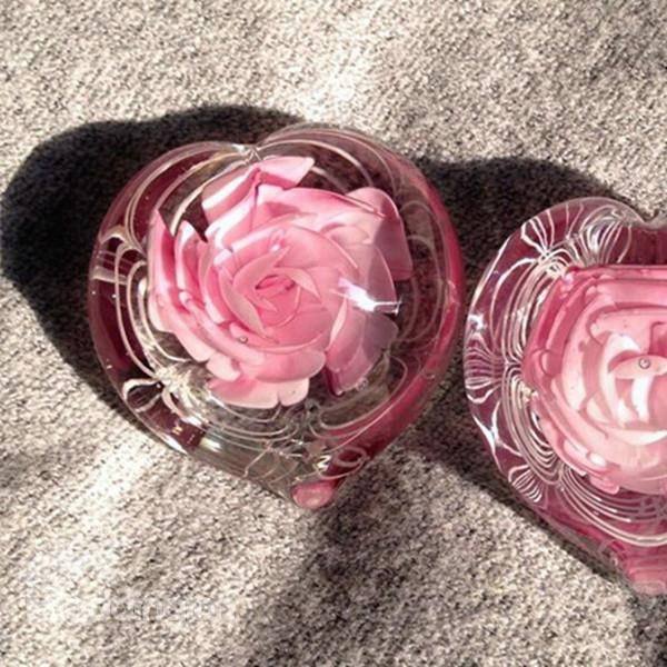 Heart-shaped Hand-made Dried Flower Resin Ball Romantic Valentines Day Gift