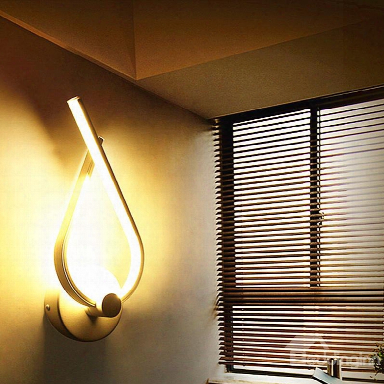 White Water-drop Shape Hardware 1 Bulb Soft Lighting Wall Light