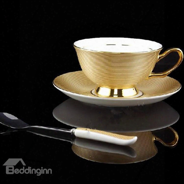 Allluring European Style Gold Bone China Coffee Mug