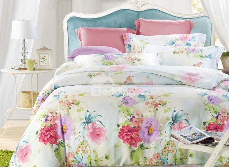 Elegant Flower 4-piece Tencel Duvet Cover Sets