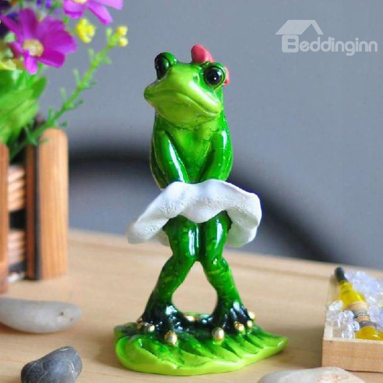 Eye-catching Funny Creative Cartoon Frog In A White Dress Ornament
